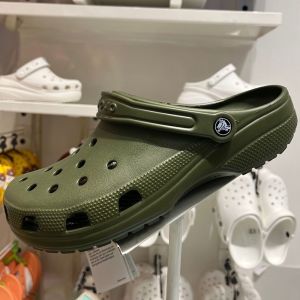 Crocs original classic clog Couple Hole Shoes Couple Big Toe Shoes Beach Shoes Lightweight Anti-slip Suitable for Travel#10001