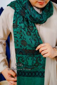 Sorban Putih Motif Batik Kasmir India Murah Berkualitas Panjang 200 cm x 120 cm Rayon Premium