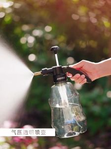 Watering Pump Sprayer Adjustable Water Spray Bottle with Brass Nozzle Watering Can for Gardening 1.5L Plant Mister