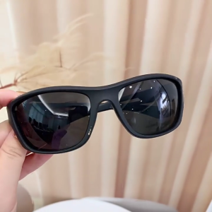 Cycling Glasses Polarized Sports Sunglasses Outdoor Windproof Eyewears Sports Eyeglasses for Men and Women