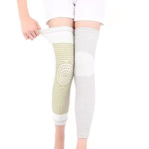 Mugwort Magnetic Therapy Extended Knee Pad Cold-Proof for the Elderly Self-Heating Knee Pads
