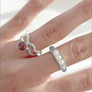 Nicedays🍒Cincin Batu Mata Kucing Retro Wanita Fashionable Personalised Zircon Ring Niche High-End Open Ring COD