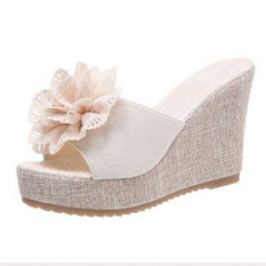 [Free Shipping] WomenS Summer Fashion Sandals Featuring Floral Designs Thick Soles A Korean Style And A One-Strap Wedge Heel Design