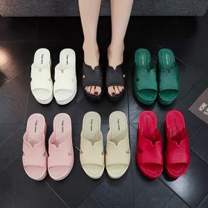 [Free Shipping] Spring And Summer Casual Non-Slip Plastic Wedge Sandals For Women Thick-Soled Height-Increasing Slippers For Outdoor Wear Beach High-Heeled Sandals