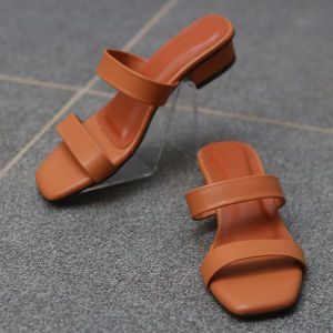Sandal Mules Wanita Elegan Yoshiko Hak Tumit 3cm Tali Silang Nyaman untuk Kondangan & Harian