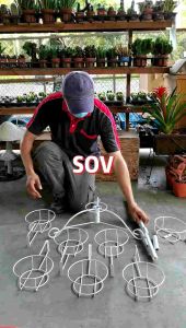 SOV  white 7 flower pots iron rack stand  kaki besi pasu bunga warna putih 5 pasu 