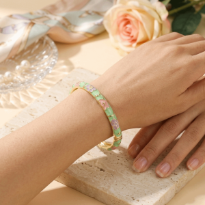 GOXBERK Zinc Alloy Enamel Bracelet Retro Exquisite Oil Drop Bracelet Traditional Closed End Design Enamel Dropped Glaze Bangle Women
