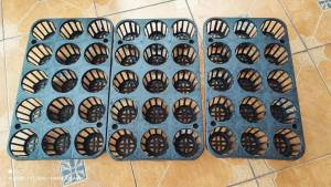 4 นิ้ว แพ็คละ 3 ใบ ถาดเพาะเมล็ด 15 หลุม ถาดเพาะเมล็ด 4 นิ้ว แพ็คละ 3 ใบ