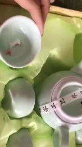 Bộ Ấm Trà Chén Ngọc 3D Hình Cá sứ cao cấp in họa tiết hình cá nổi 3D đẹp mắt