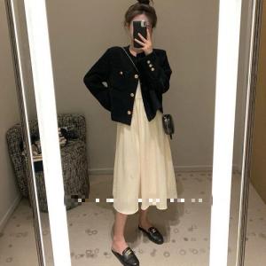 NJ Yuri Outer Top Cardigan Jaket Lengan Panjang Atasan Wanita Korean Style