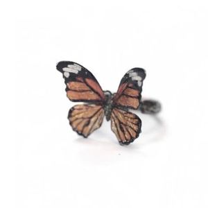 TIMIA Vintage Dreamlike Butterfly Ring Forest Style Shiny Realistic Butterfly Ring Fashion Design Adjustable Opening Ring Women Men