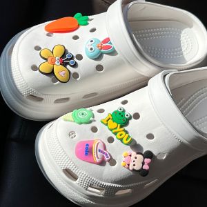 Crocs Charms Shoe Buckle Accessories Cute Creative Hamburger Donuts Cotton Cartoon Butterflies Radish Rabbit Clogs Decoration for Crocs