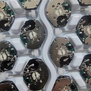 PL (time) China Sunon Sl28 Sl28-6 Quartz Movement Replacement Three Hands Calendar Date A Cheap Alternative To 2115-20z Movement （MY）