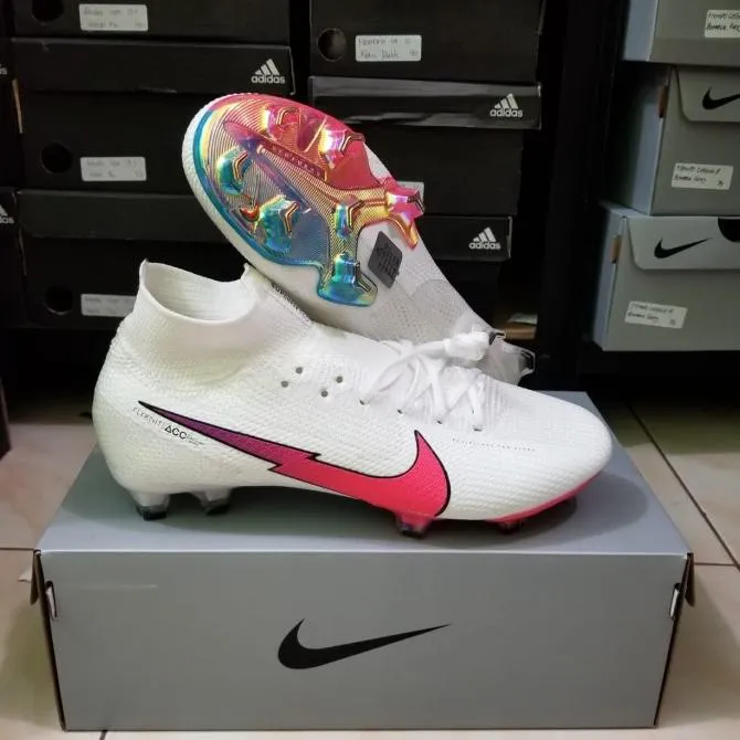 Sepatu Bola Nike Mercurial Superfly Elite Pearl White Chrome