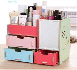 Kệ Đựng Mỹ Phẩm 3 Ngăn Có Gương Tiện Lợi