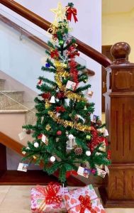 Cây Thông Noel 1m5 đầy đủ phụ kiện trang trí kèm theo