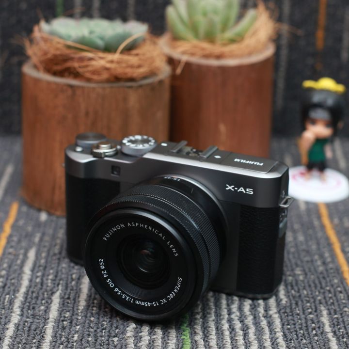 FUJIFILM XA5 Lensa Kit 16-50mm Kamera Mirrorless Kamera