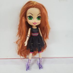 Búp Bê Mỹ Cô Gái Thời Trang Ban nhạc Beatrix 30 cm = 12 inch _ The Beatrix Girls Chantal Fashion Doll