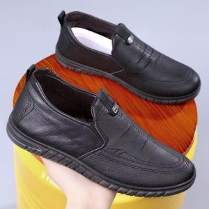 Free Shipping New Spring Collection Of MenS Shoes: Breathable Waterproof And Slip-Resistant Featuring Trendy And Versatile Black Leather Dress Shoes And Casual Sneakers