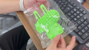 Mèo selfs groomersilicone mèo grooming Bàn chải mát-xa có thể điều chỉnh Mèo Mặt scratchers cho Khung leo chân bàn