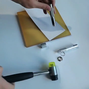 ตาไก่โลหะ12มม. พร้อม Alat Pembolong สำหรับเสื้อผ้ากระเป๋าหนังงานประดิษฐ์ทำด้วยตัวเอง100ชุด