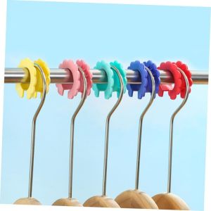 Klip Gantungan Baju Anti Angin 10pcs Bentuk Bunga Gesper Pembatas Jemuran dari Plastik/Silikon Penjepit Handuk & Pakaian