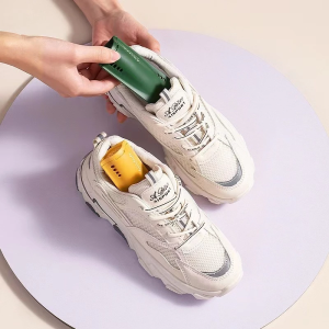 【SG Seller】 Shoe Deodoriser Insert Anti-Odour Shoe Freshener Shoe Dehumidifier habitatgoods Deodorants can be reused 鞋袜除臭盒 室内芳香除臭剂鞋柜去异味吸臭盒子防潮除臭固态香薰