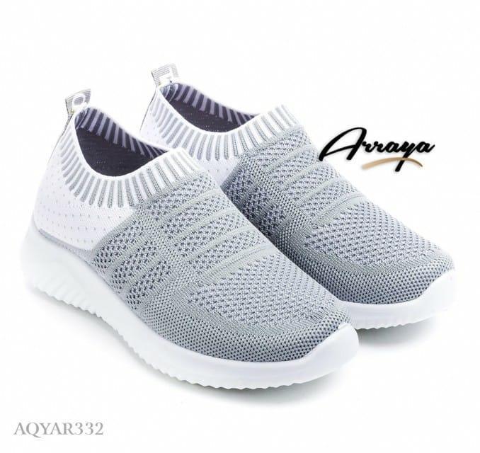 arraya flyknit sneakers