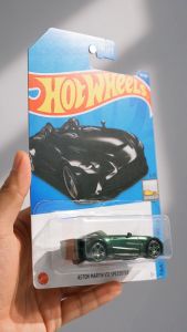 Hotwheels.DN - Xe Hot Wheels Aston Martin V12 Speedster (Card Mỹ)