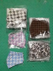 12 PCS MASKER HIJAB MASKER BATIK 2 LAPIS