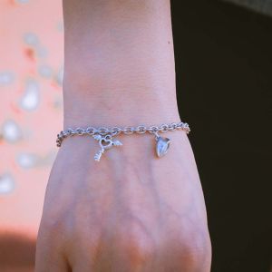 กำลัยข้อมือยอดน้ำหนัก 2ชิ้น/เซ็ตโลหะผสมล็อคสแตน สำหรับผู้ชาย รูปหัวใจ สร้อยข้อมือ สร้อยข้อมือการดึงดู ด้วยฟิลเลอร์ YOCKY