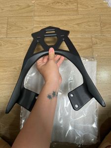 Cảng sau nhôm Malay kiểu bông mai xe Exciter 150 giá chưa ốc
