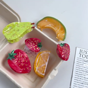 Hair Claw Clip for Strawberry Fruit Theme Large Claw Hair Barrettes Unique Adornment Hairpin Fashion Unique Flower