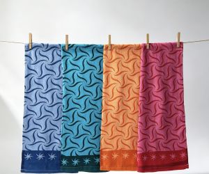 Soft and absorbent towels Perfect size for face and hand use Dries quickly beautiful design adds a touch of elegance excellent choice for kitchen and bathroom easy to clean and maintain ideal for daily use versatile towels for various purpose