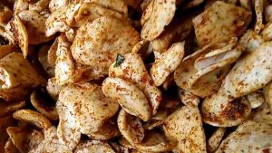 BASRENG PEDAS daun jeruk isi 100 gram / basreng gurih / basreng pedas / basreng viral