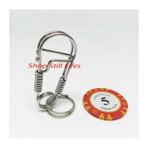 móc khóa mỹ nghệ mô hình chim cánh cụt và thẻ poker MS005