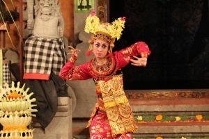 Kostum pakaian tari condong bali komplit