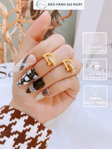 Hoa tai Titan chữ D lồng khoen đính đá cá tínhquyến rũđược mạ vàngmạ bạccao cấpKhông gây ngứa taigỉ sét.Tặng kèm quà xịn sò.