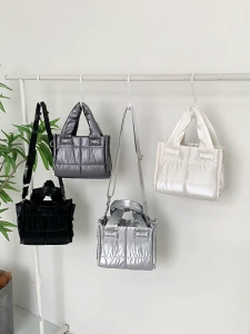 Comfortable And Warm Nylon Shoulder Bag Casual Crossbody Purse for Students and Professional Women Office Handbag