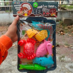 Mainan Masak Masakan Cooking Toys Seafood YK86 Cooking Seafood Potong Set Nampan Murah | Mainan Edukasi Anak Cutting Seafood Potong Ikan Bahan Dari Plastik | Mainan Anak Masak Masakan Cewek Cowok Ikan Udang Kepiting Cumi Potong Terbaru Set