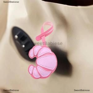 [COD] SweetBabiese พวงกุญแจรูปครัวซองต์พวงกุญแจจี้เสน่ห์เครื่องประดับสำหรับผู้หญิงกระเป๋าของขวัญของตกแต่ง