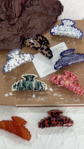 Modern Half Up Hair Clip Medium Capacity Marble Pattern NonSlip Design For Long Short Hair