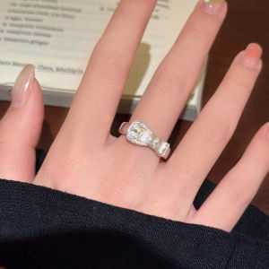 Corinna Light Luxury Shiny Belt Opening Ring Women Ring Niche High-end Versatile Index Finger Ring
