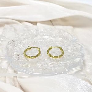 LZD  Âu Mỹ 18K Hoa Tai Vòng Tròn Cá Tính Bằng Thép Không Gỉ Nữ Bông Tai Tôn Mạ Vàng Bằng Thép Titan Đơn Giản Hoa Tai Khóa