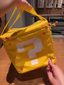 In-stock Japanese-style Mario question mark storage bag large-capacity outdoor picnic insulated cooler bag