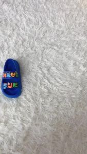 UTUNE Children Sandals Slippers for 2-12Y Girls and Boys Garden Shoes Thick Sole EVA Slides Soft Beach Baby Toddler