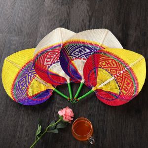 DFYER56 Bamboo Hand-woven Fan Chinese Style Handmade Palm Leaf Fan Photography Props Exquisite Heart Shaped Fan Summer