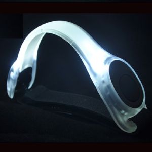 VNEUB1 Adjustable LED Light Up Armband Glow The Dark Wearable Glow Sports Bracelet Reflective LED Light Bracelets Warning Wristband Running Arm Belt Running Walking Cycling