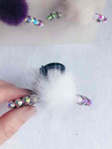 Ready Stock Fashion 7cm Middle AB Colour Flush Hair Claw Clip Elegant Hair Clip Hair Accessories时尚毛绒中抓夹优雅可爱鲨鱼夹发夹发饰头饰