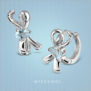 Mizuchol- ต่างหูงินแท้ชุบทองคำขาว ประดับพลอย Blue Topaz - Blue Ribbon